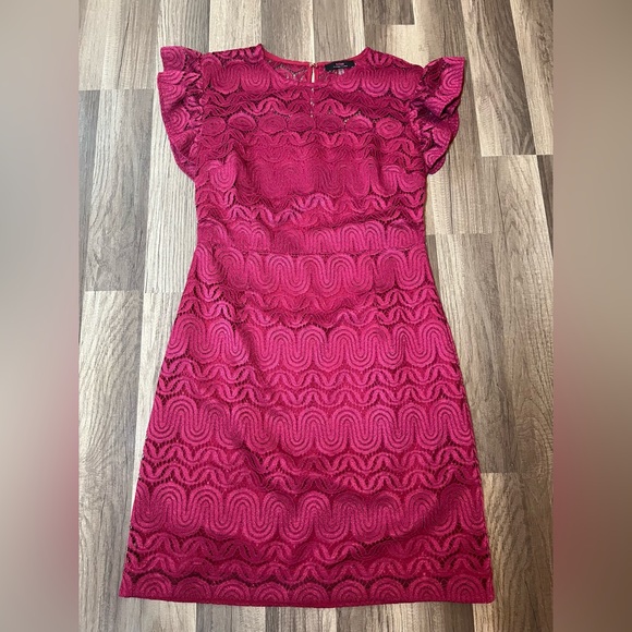 Trina Turk Mai-Tai Ruffle-Sleeve Lace Sheath Dress, Cranberry SZ 8 - Picture 9 of 16